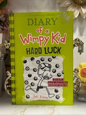 Diary of a Wimpy Kid: Hard Luck by Jeff Kinney